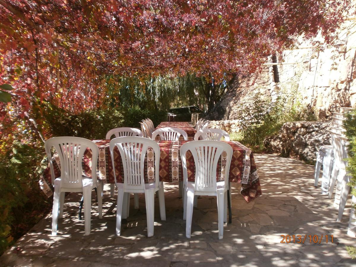 Noravank'S Hotel Areni Екстериор снимка