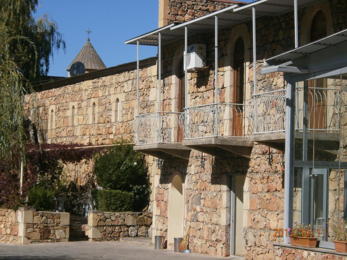 Noravank'S Hotel Areni Екстериор снимка
