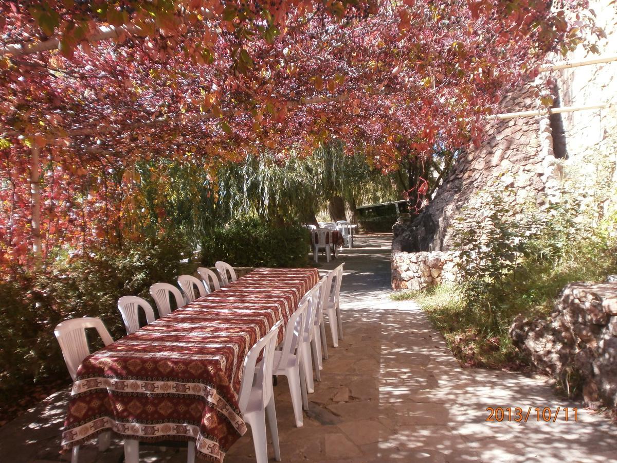 Noravank'S Hotel Areni Екстериор снимка